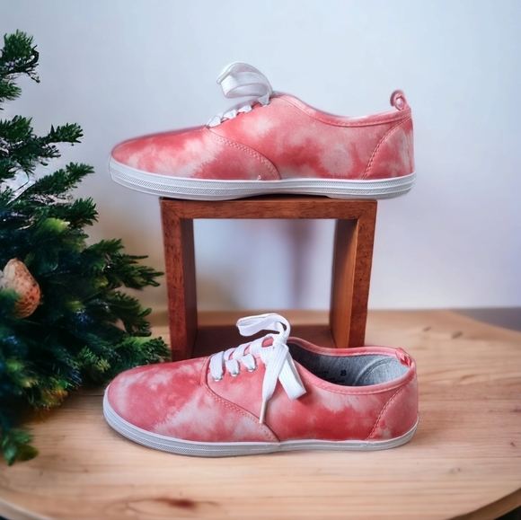 🌟FREE ADD-ON 🌟My Style Tie Dye Ladies Runners New Without Tags - Picture 4 of 9